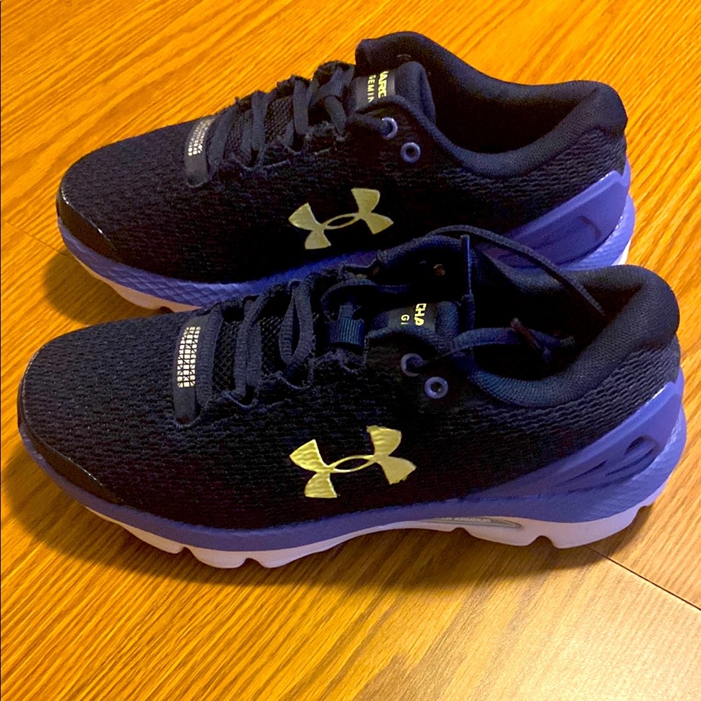 Under Armour Womens Charged Gemini 2020NM size 7.5